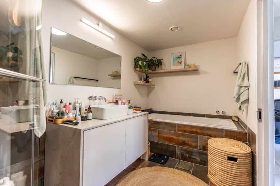 To Let 2 Bedroom Property for Rent in Sea Point Western Cape